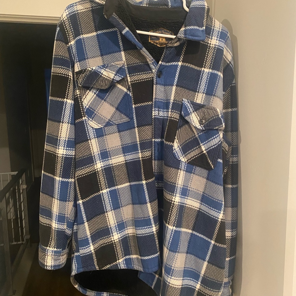 Men's Blue and Black Plaid Button Down Shirt